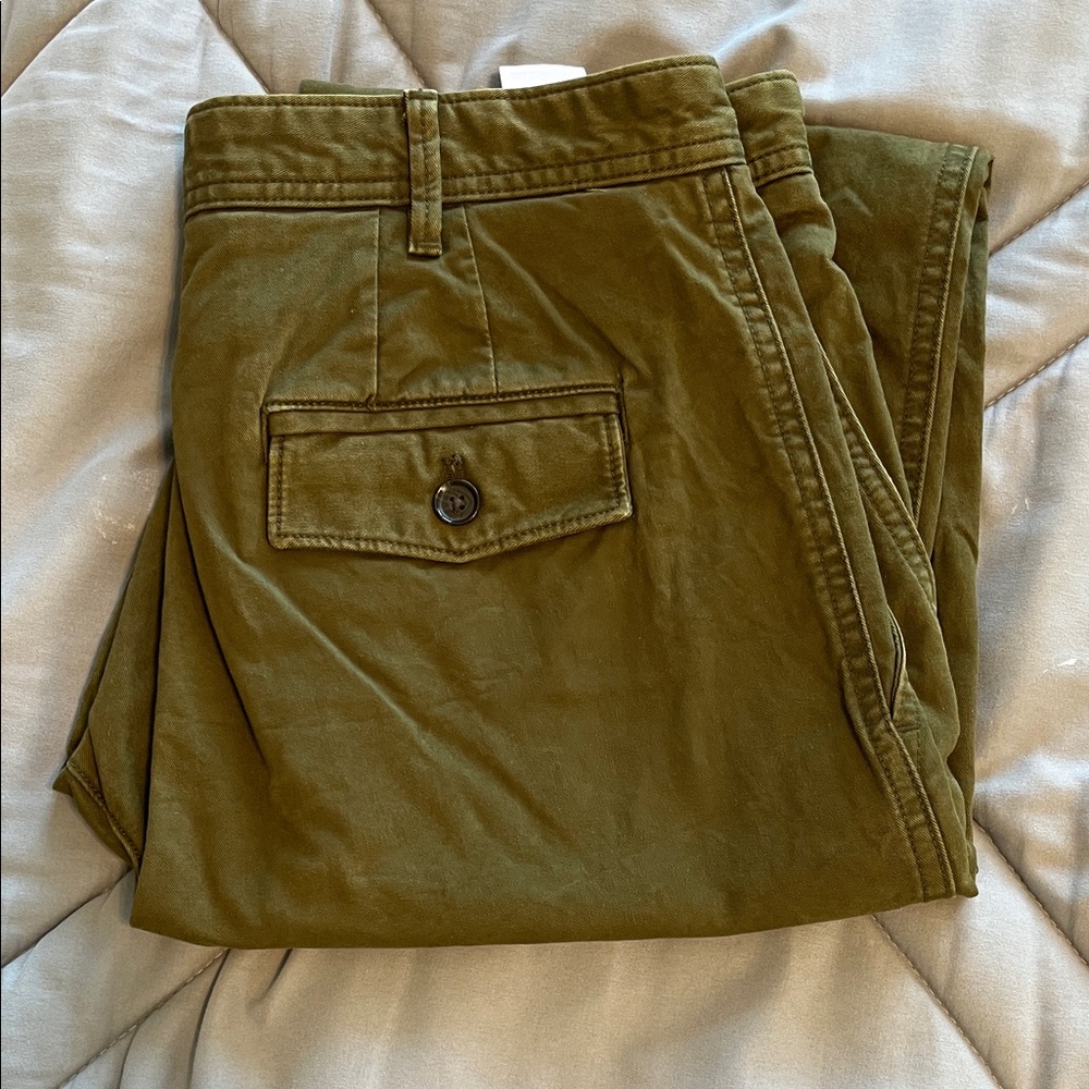Banana Republic Olive Green Women's Trousers